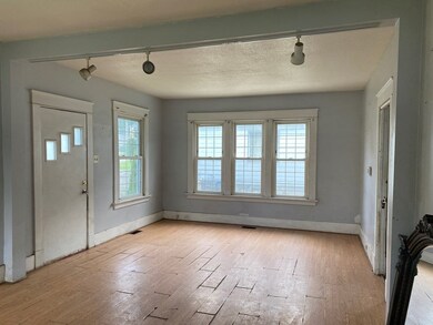 3120 Hampshire Rd, Erie, PA 16506 - photo 4