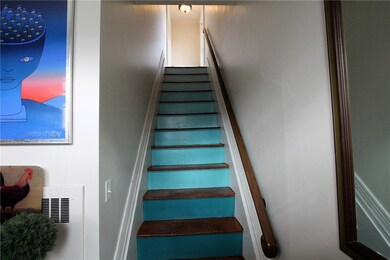63 Poplar St unit 2, Newport, RI 02840 - photo 2