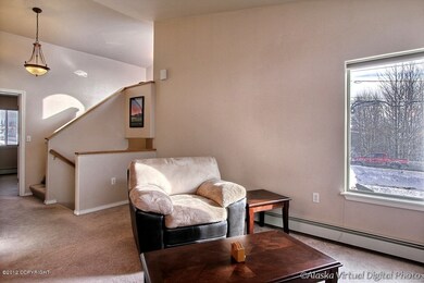 3900 W 86th