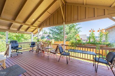 covered deck SE 7th