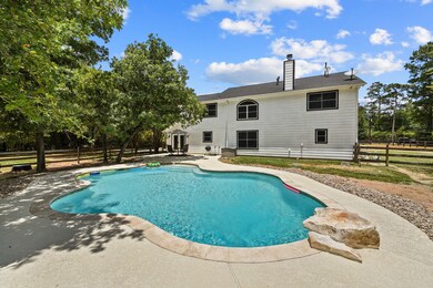 30503 N Holly Oaks Cir, Magnolia, TX 77355 - photo 2