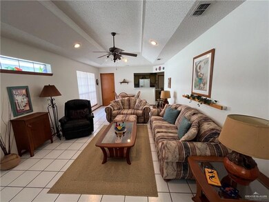 939 Katrin Dr, Alamo, TX 78516 - photo 5