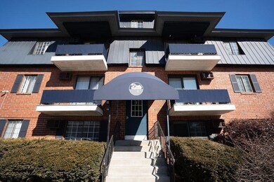 64 Dunbarton Rd unit 1E, Manchester, NH 03102 - photo 3