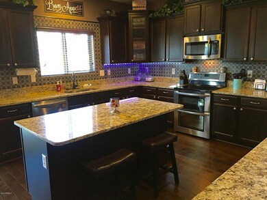 9542 W Harmony Ln, Peoria, AZ 85382 - photo 4