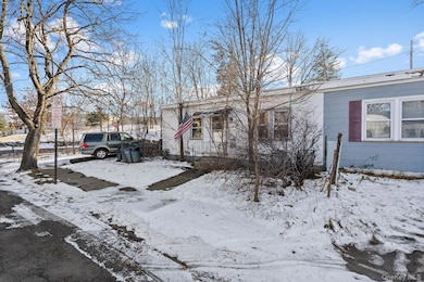 4 Locust St, Newburgh, NY 12550 - photo 2