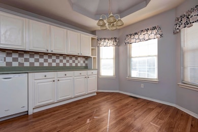 4043 W Portland St, Springfield, MO 65807 - photo 3