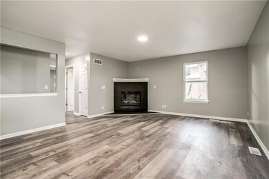 8531 Vassar Ave, Raytown, MO 64138 - photo 7