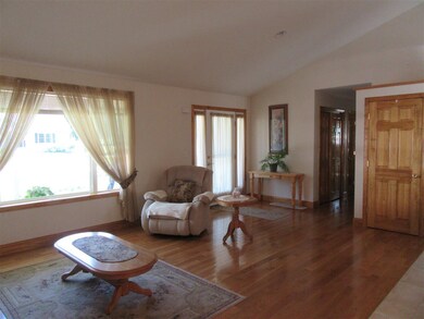 13 Crimson Ln, Rochester, NH 03868 - photo 4