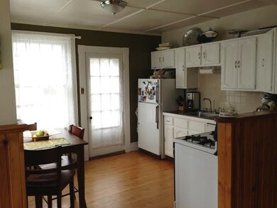 4 Lowell Ave unit 2, Newton, MA 02460 - photo 2