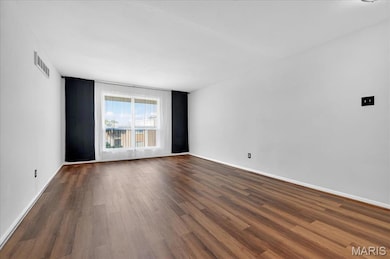 10328 Forest Brook Ln unit H, Saint Louis, MO 63146 - photo 4