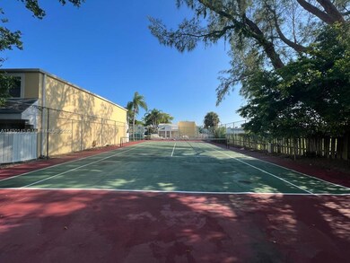 6865 SW 45th Ln unit 5, Miami, FL 33155 - photo 4