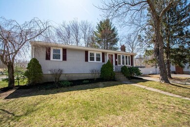 11 Brooks Rd, Rockland, MA 02370 - photo 2