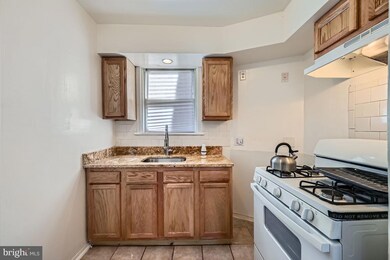 147 Denison St, Baltimore, MD 21229 - photo 5