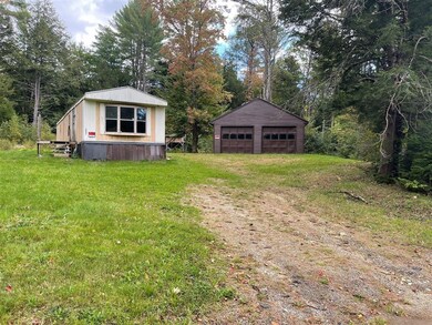 343 W Unity Rd, Claremont, NH 03743 - photo 3