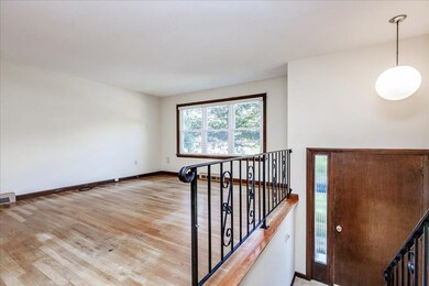 10 Arbor St, MerriMacK, NH 03054 - photo 5