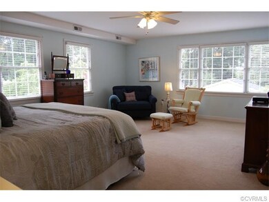 Master bedroom: 20 x 158Wall to wall carpeting, La