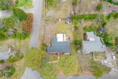 8818 Brawner Dr, Henrico, VA 23229 - photo 2