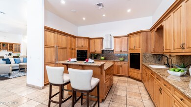 1101 East Warner Road House 125-27