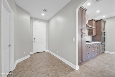 7211 W King-1