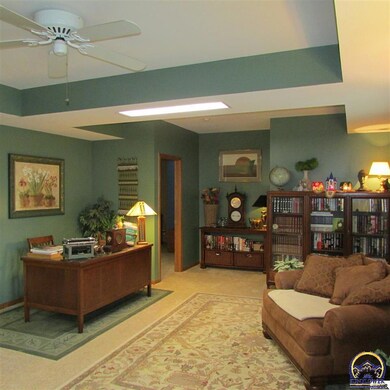 4630 SW Gage Blvd, Topeka, KS 66610 - photo 7