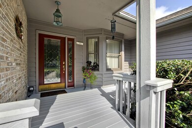 02_202 Oohleeno Lane_FrontPorch