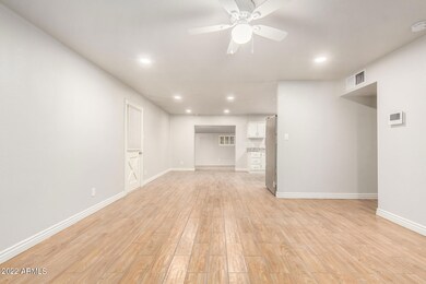 7909 W Verde Ln, Phoenix, AZ 85033 - photo 7