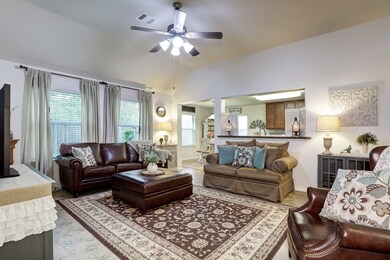 216 Rippling Creek Ln, Alvin, TX 77511 - photo 5