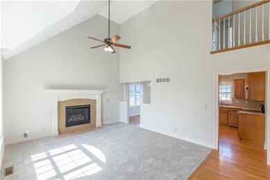 4405 SW Flintrock Dr, Lees Summit, MO 64082 - photo 3