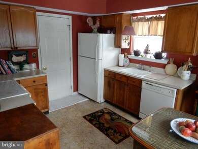 6084 High Meadow Dr, Pipersville, PA 18947 - photo 7