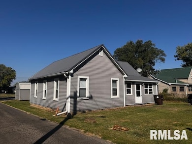 403 N 3rd St, Cuba, IL 61427 - photo 2