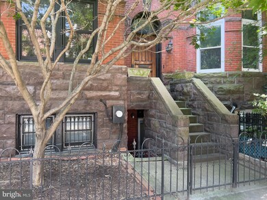 1704 P St NW, Washington, DC 20036 - photo 2