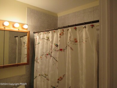 128 Broad St unit 1 A, Stroudsburg, PA 18360 - photo 7
