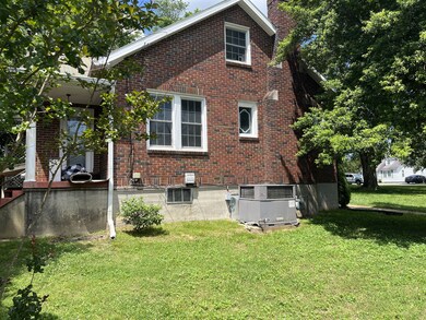 1404 S Cannon Blvd, Shelbyville, TN 37160 - photo 2