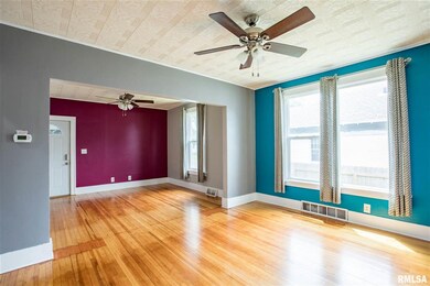 1922 Wilkes Ave, Davenport, IA 52804 - photo 4