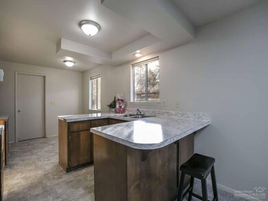 830 NW 12th St, Bend, OR 97701 - photo 5