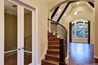 13102 Trotting Path, Helotes, TX 78023 - photo 2