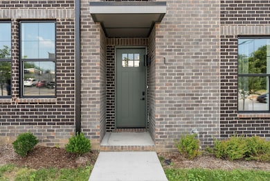 2000 S Hamilton Rd unit 1, Nashville, TN 37218 - photo 2