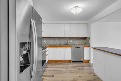 1 Commodore Ct unit 202, Hull, MA 02045 - photo 7