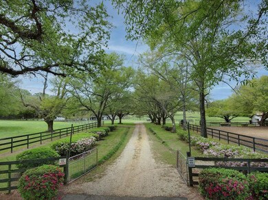 Welcome to Oak Lane Stables!