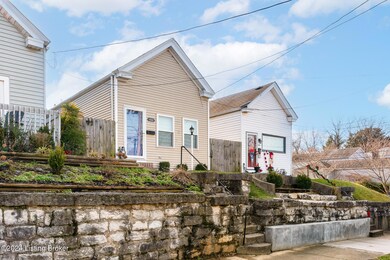 1202 Hull St-2