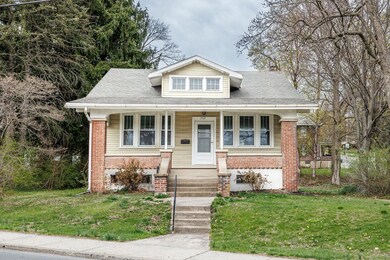 352 Mauch Chunk St, Nazareth, PA 18064 - photo 2