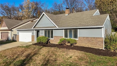 2018 Crossgate Dr, Lawrence, KS 66047 - photo 3