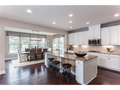 KITCHEN/MORNING ROOM