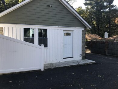 21 Bedford St unit 21, Burlington, MA 01803 - photo 2