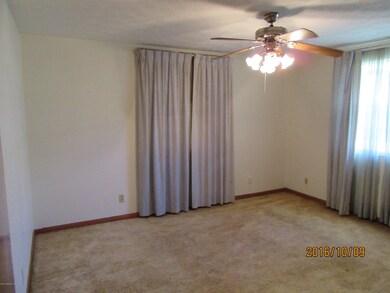 5726 Jammes Rd, Jacksonville, FL 32244 - photo 5