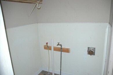 1513 Belmont Ave, Parsons, KS 67357 - photo 3