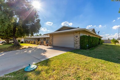 18454 N Conestoga Dr, Sun City, AZ 85373 - photo 2
