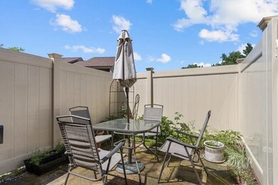 109 Greenbrook Dr unit 109, Stoughton, MA 02072 - photo 4