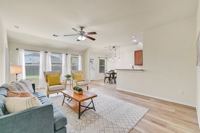 394 De Coster Blvd, Alvin, TX 77511 - photo 6