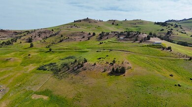 unit 3 Lot 181 Lakeview Rd unit 3, Hornbrook, CA 96044 - photo 4